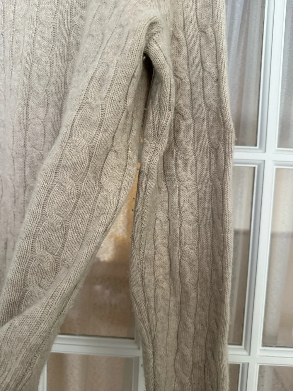 Men’s Beige 100% Cashmere Cable Knit Crewneck Sweater